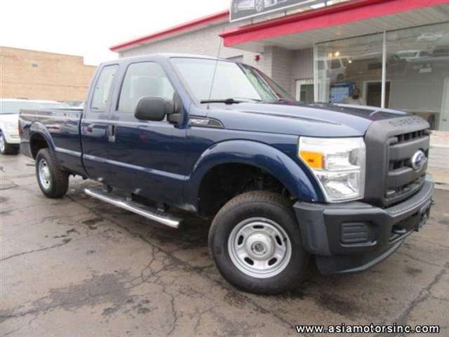 2011 Ford F-250 Super Duty XL Supercab 4WD